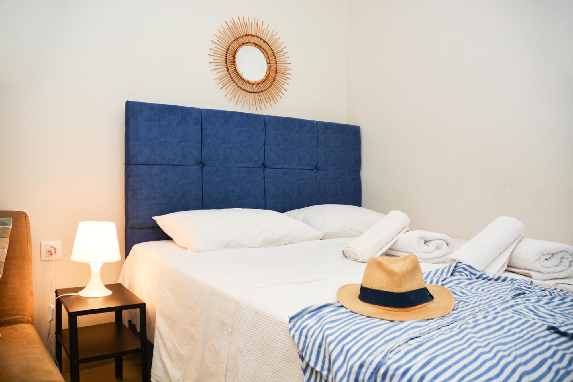 Thea Apartments Emporeiós Exteriér fotografie